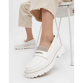 Mocas brancos diamantes femininos 2