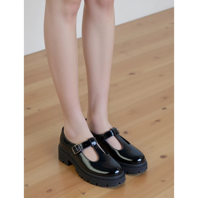 Sapatos pretos luxor femininos 2