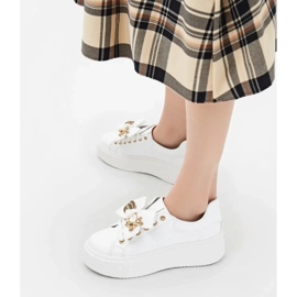 Tênis femininos charme branco 1