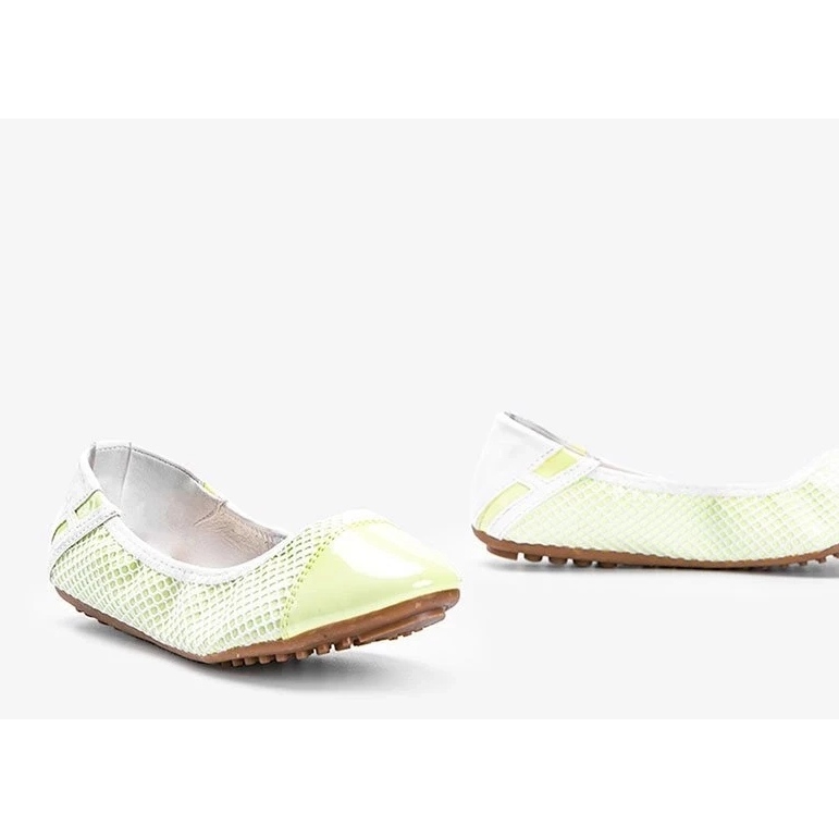 D/GMR Bailarinas laqueadas em verde pastel de Debbie branco 2