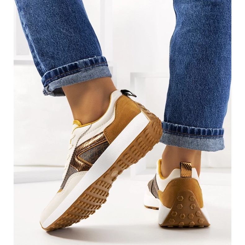 D/GMR Sapatilhas Isham castanhas de mulher bege 2 D/GMR Sapatilhas Isham castanhas de mulher bege 2