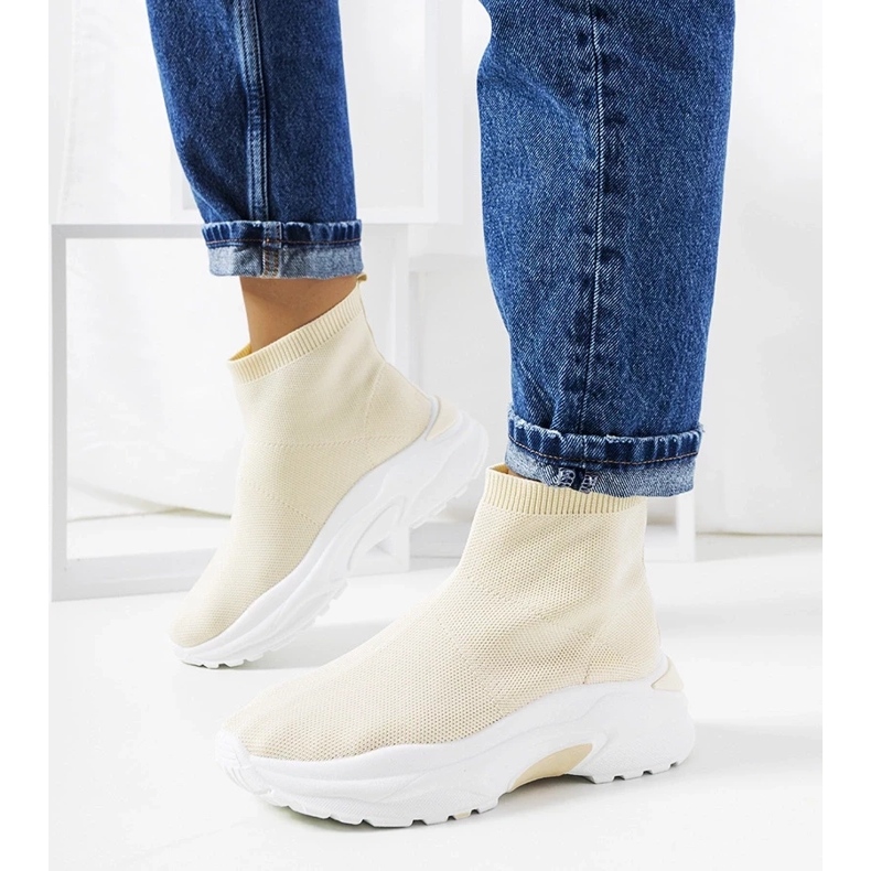 D/GMR Tênis cano alto Melissa bege 1