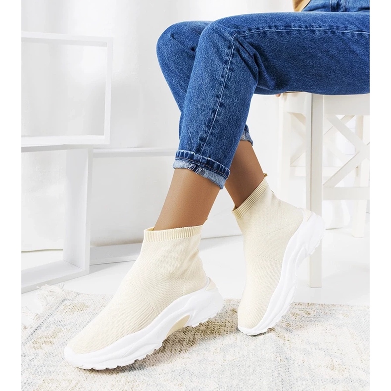 D/GMR Tênis cano alto Melissa bege 2