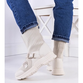 D/GMR Saker tênis bege 2