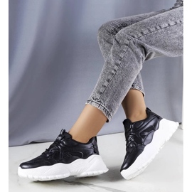 D/GMR Tênis pretos em uma sola Lorene enorme 1