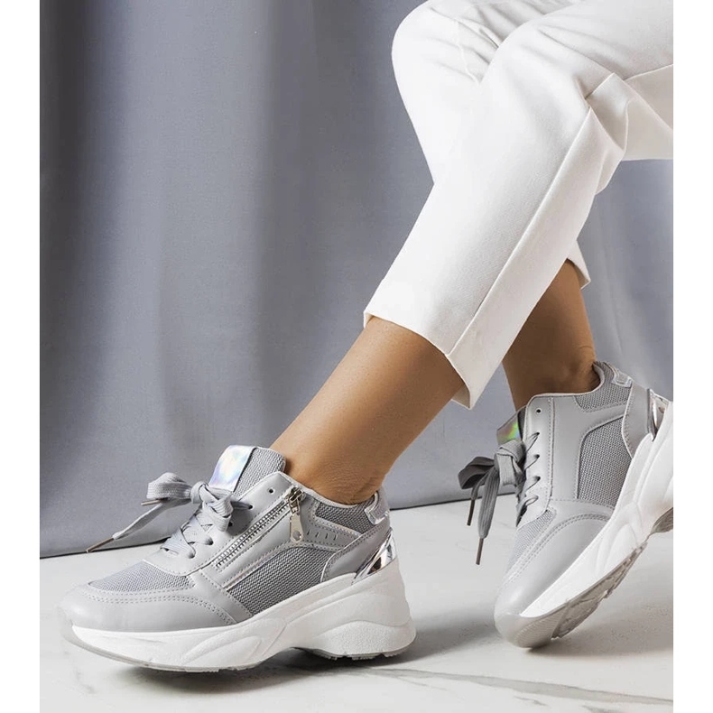 D/GMR Tênis de salto cinza Stacey. 2