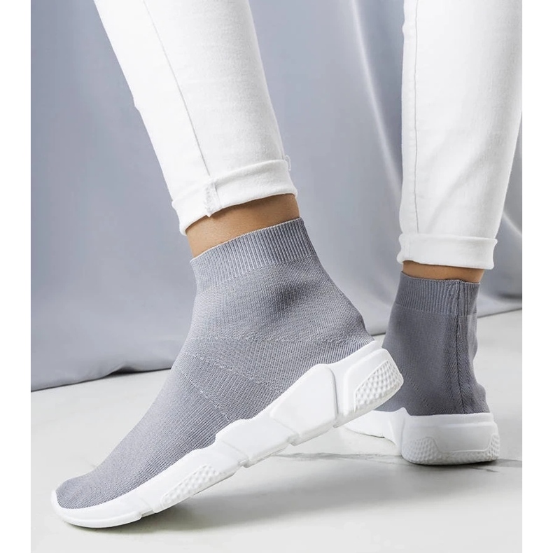 D/GMR Tênis cano alto cinza William. 2