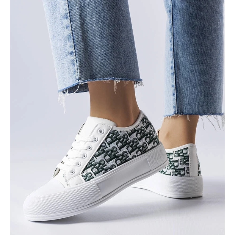 D/GMR Tênis brancos femininos com um padrão de marquês da moda 1