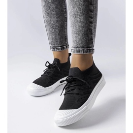 D/GMR Tênis preto confeccionado em tecido elástico Polaire 1 D/GMR Tênis preto confeccionado em tecido elástico Polaire 1