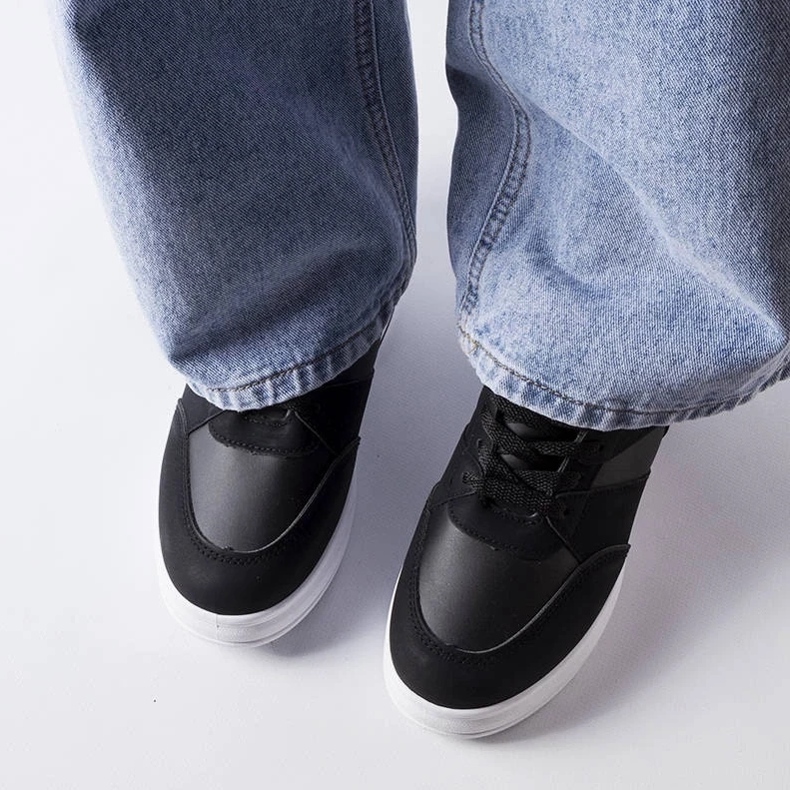 D/GMR Tênis cano preto CinqMars 2