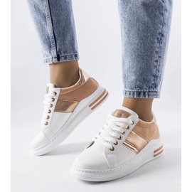 D/GMR Tênis branco com detalhes rosa Deans 1 D/GMR Tênis branco com detalhes rosa Deans 1
