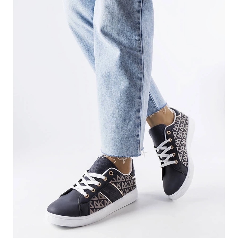 D/GMR Tênis azul marinho decorado com o monograma Bolduc 1