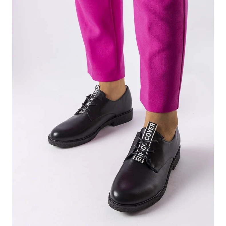 D/GMR Brogues pretos com cadarço Edmonton 2