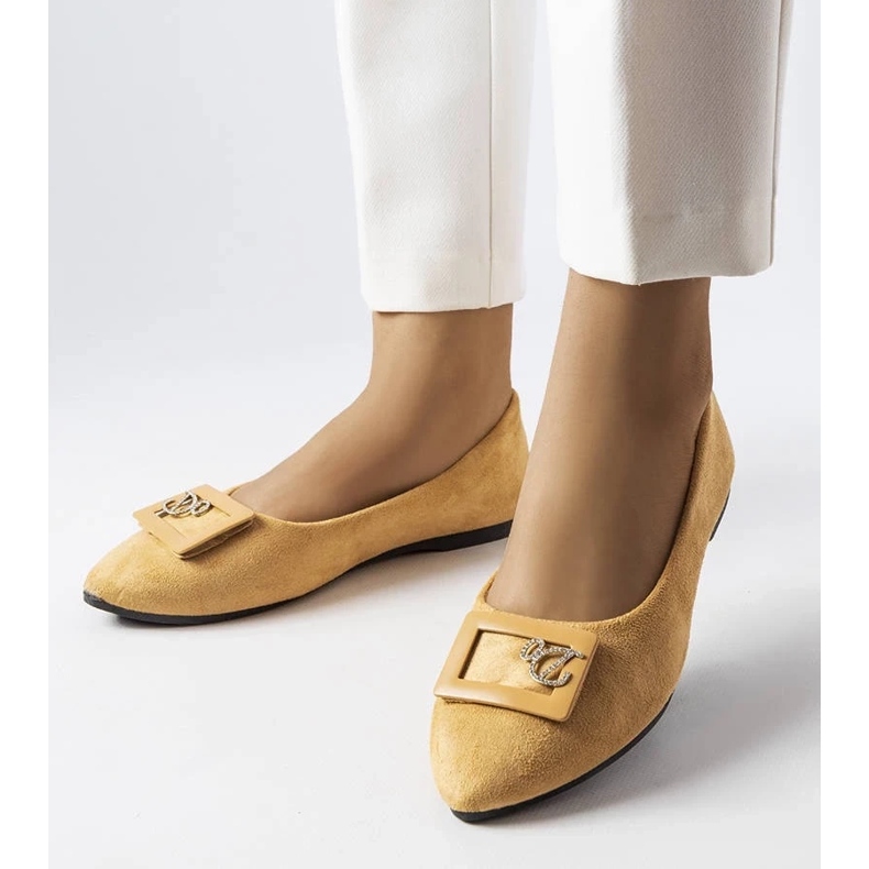 D/GMR Bailarinas bege decoradas com strass da Fleming 1