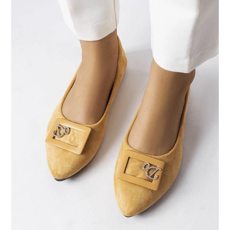 D/GMR Bailarinas bege decoradas com strass da Fleming 2