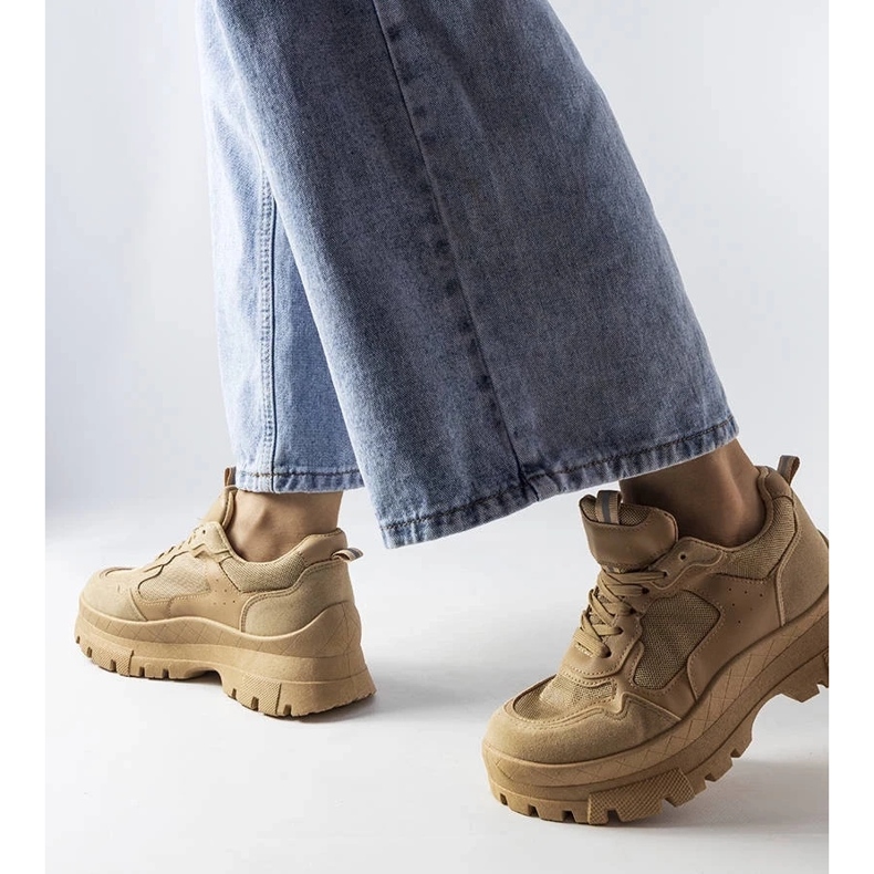 D/GMR MikeLadze feminino feminino bege 2