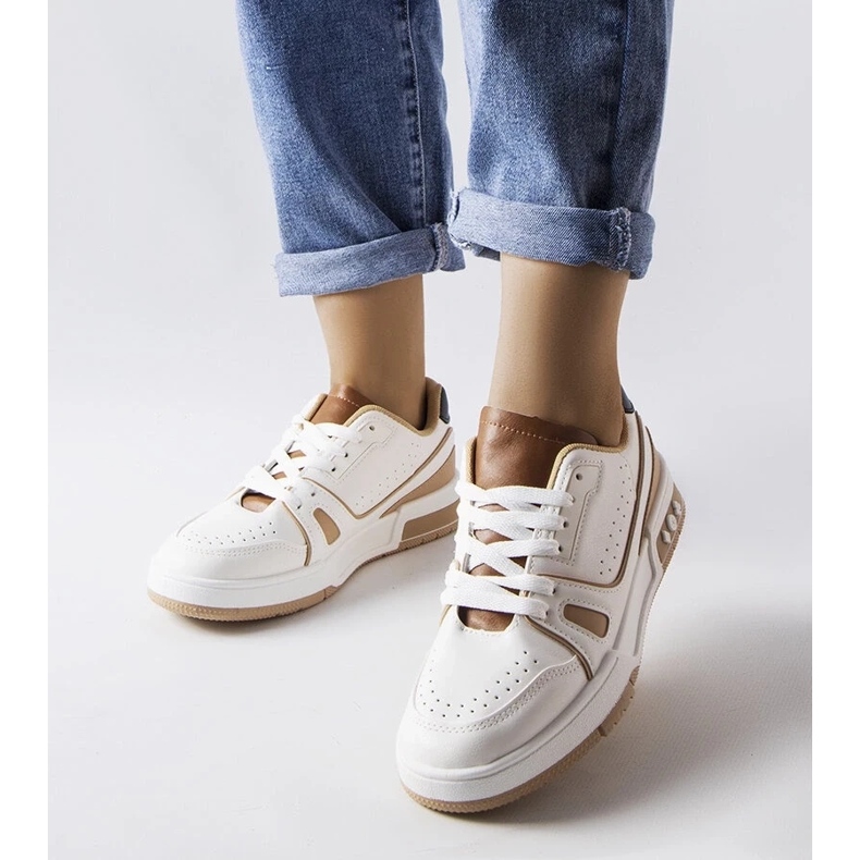 D/GMR Tênis branco com detalhes bege Willson 1 D/GMR Tênis branco com detalhes bege Willson 1