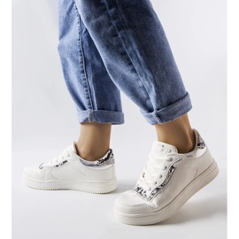 D/GMR Tênis branco de couro ecológico Nelma 2