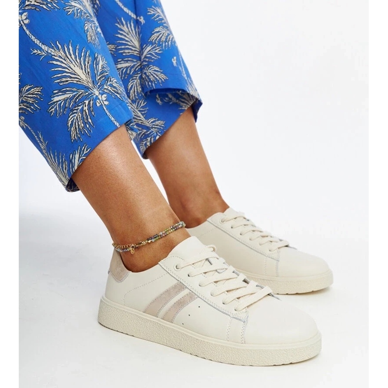 D/GMR Tênis Camilla de couro bege com cadarço 1