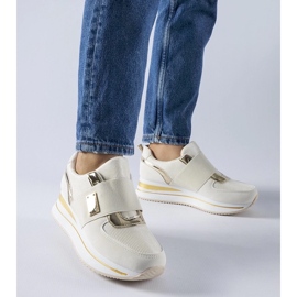 D/GMR Tênis slip-on bege com plataforma Sages 2