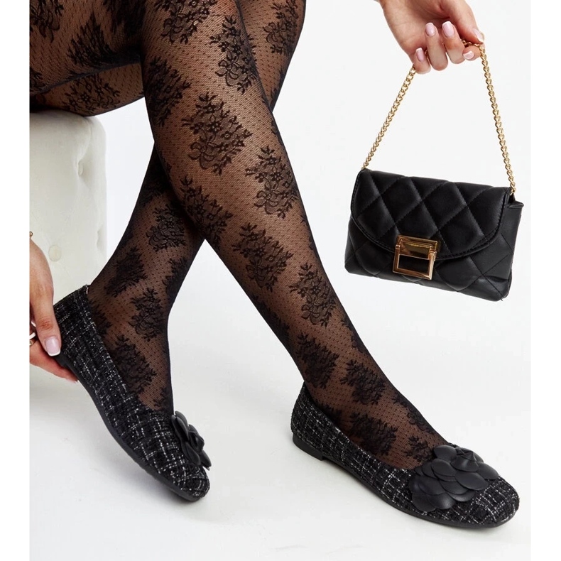 D/GMR Sapatilhas pretas com flor Mateja decorativa preto 1