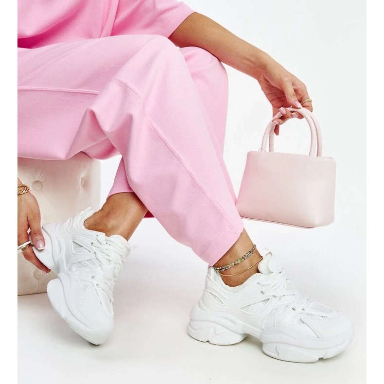 D/GMR Tênis esportivo branco Feaven 1