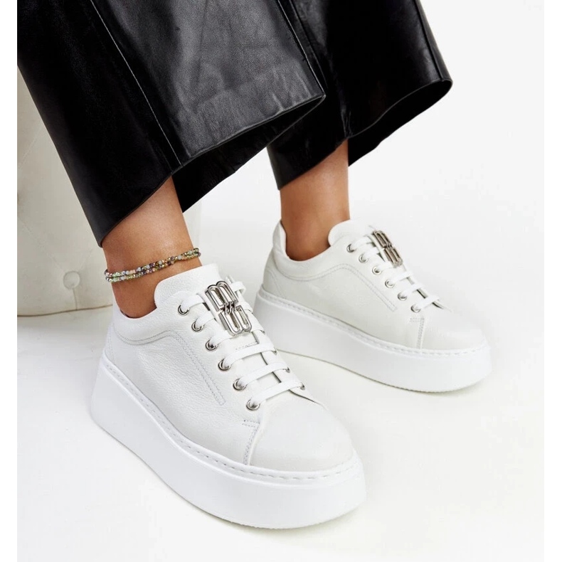 D/GMR Tênis de couro branco Karino 1