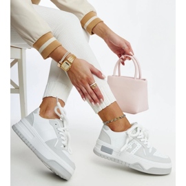 D/GMR Tênis Galit branco e cinza com sola grossa 2 D/GMR Tênis Galit branco e cinza com sola grossa 2