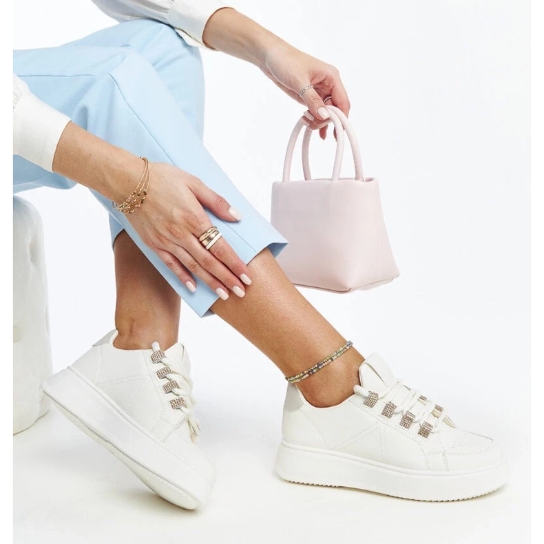 D/GMR Tênis bege com sola grossa Walida 2