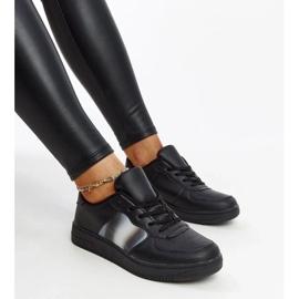 Tênis negros na plataforma Asmarin preto 2