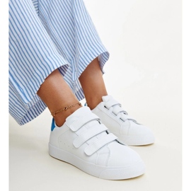 Tênis de velcro branco e azul da Samala 1