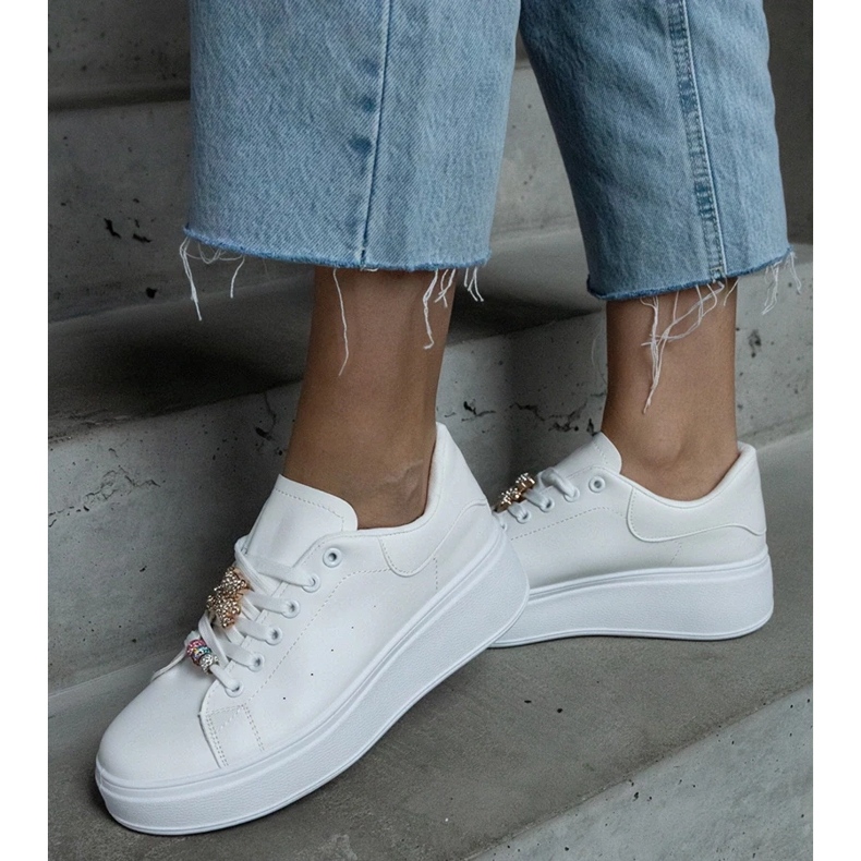 D/CEO Tênis plataforma branco decorado com ursinho de pelúcia Mavien 1