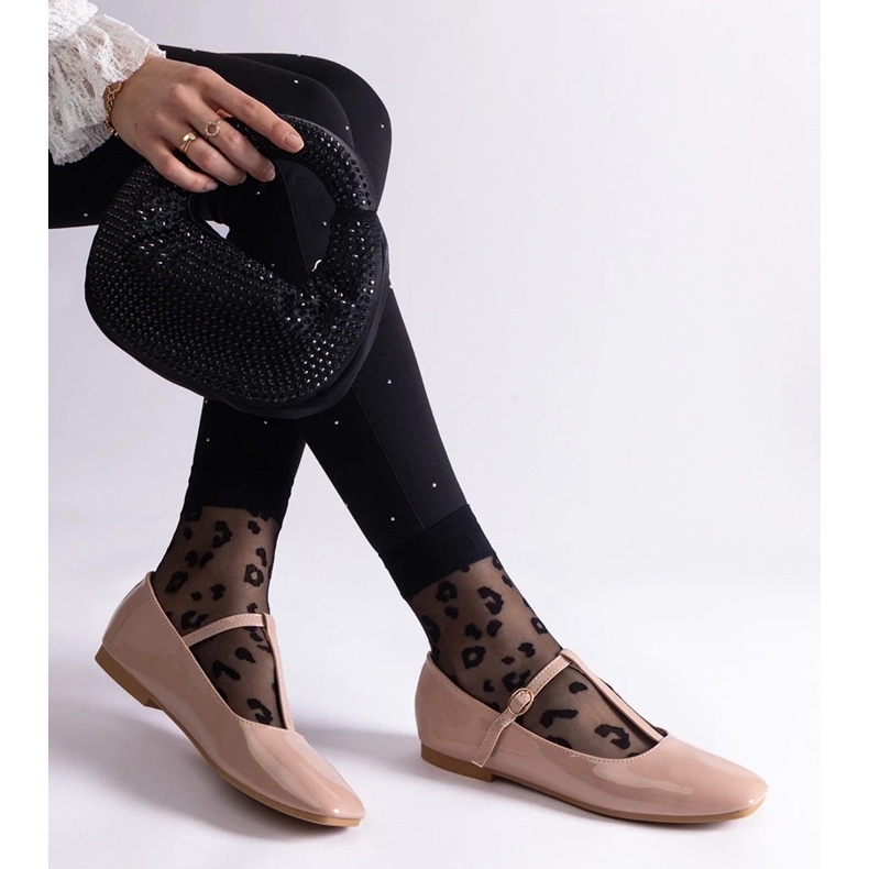 D/CEO Sapatilhas de couro envernizado bege com cinto de Marselha 2