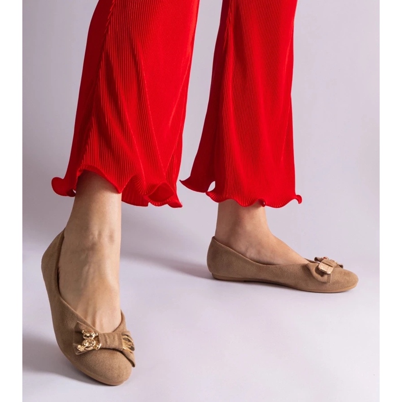 D/CEO Bailarinas marrons decoradas com laço e broche Esdras marrom 2