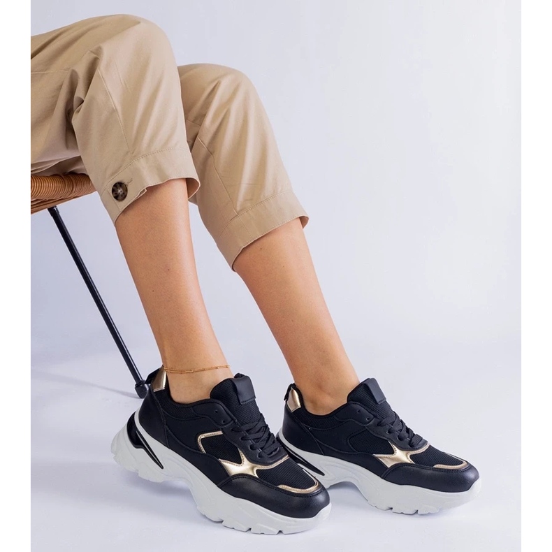 D/CEO Tênis preto com sola enorme Torreza 2