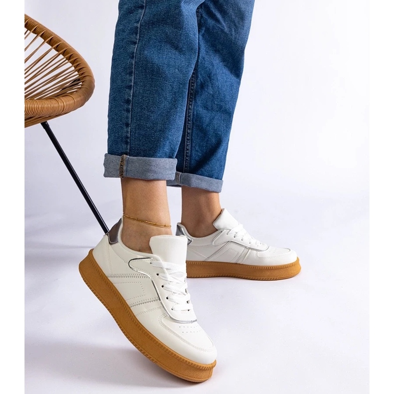 D/CEO Tênis branco com cadarço na plataforma Felicita 2