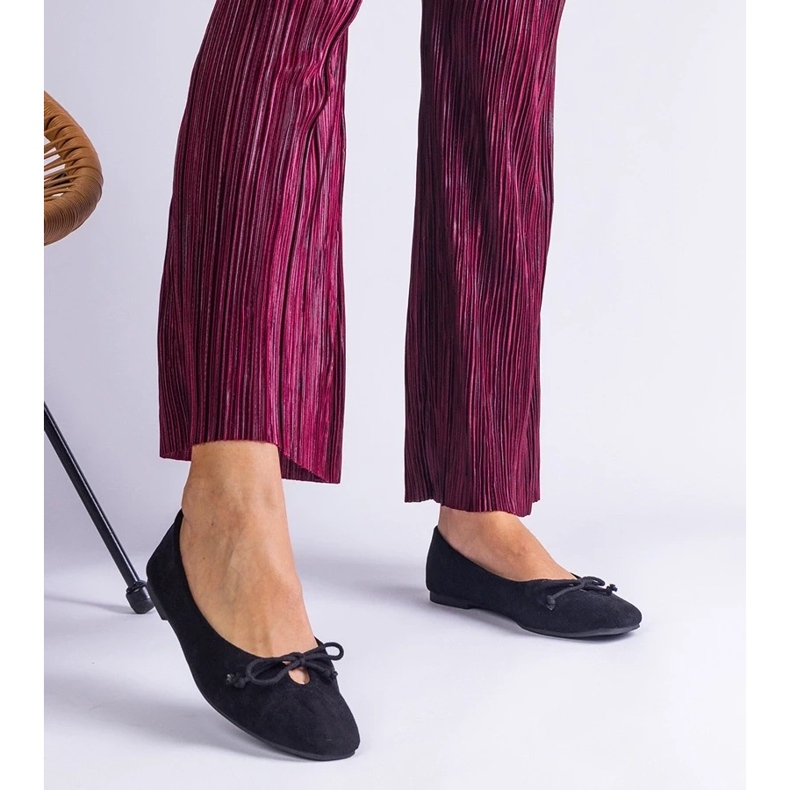 D/CEO Bailarinas pretas com um arco decorativo de polinos preto 2