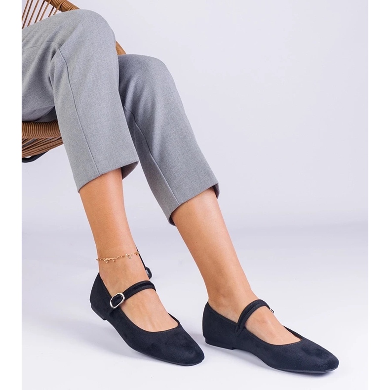 D/CEO Bailarinas pretas com uma faixa elástica e um nariz quadrado de averina preto 2 D/CEO Bailarinas pretas com uma faixa elástica e um nariz quadrado de averina preto 2