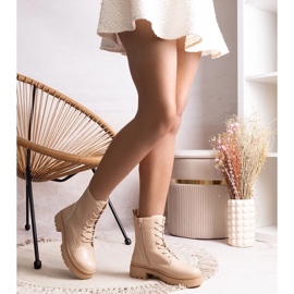 D/CEO Botas clássicas com isolamento bege da Edmund 1 D/CEO Botas clássicas com isolamento bege da Edmund 1