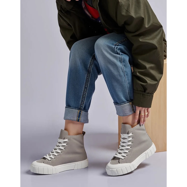 Tênis cinza Arvel feminino 1