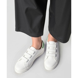 Tênis verdes de verta feminina 1