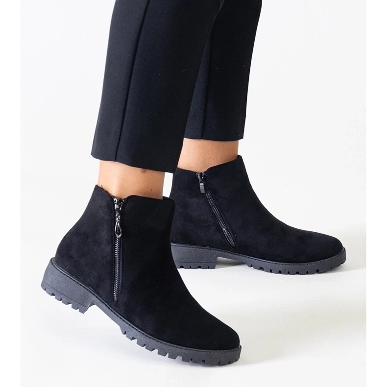 D/CEO Botins pretos com detalhes em metal, camurça ecológica Branda 1