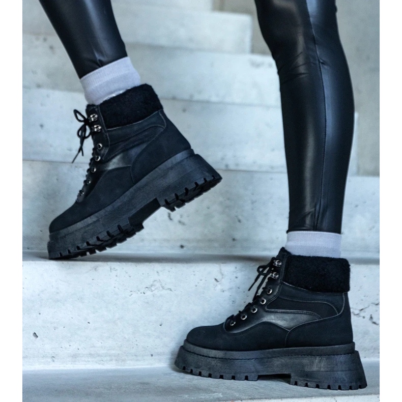 D/CEO Tênis preto com sola grossa e melhor pelo 1