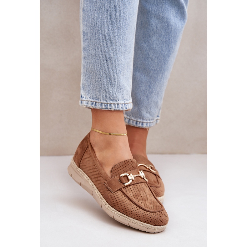 Mocassins OpenWork com detalhes dourados e uma trança marrom de juta 2