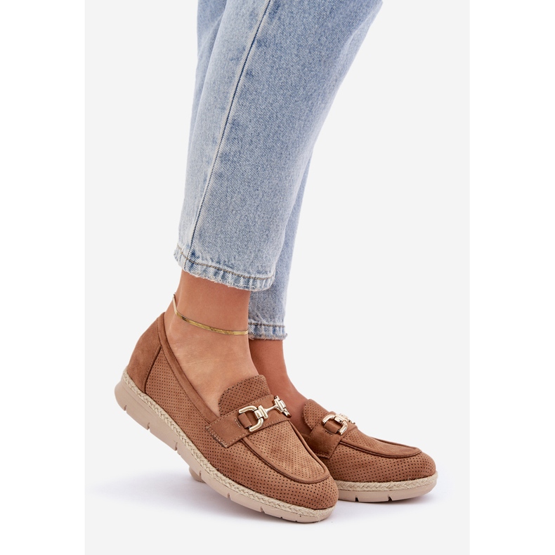 Mocassins OpenWork com detalhes dourados e uma trança marrom de juta 1