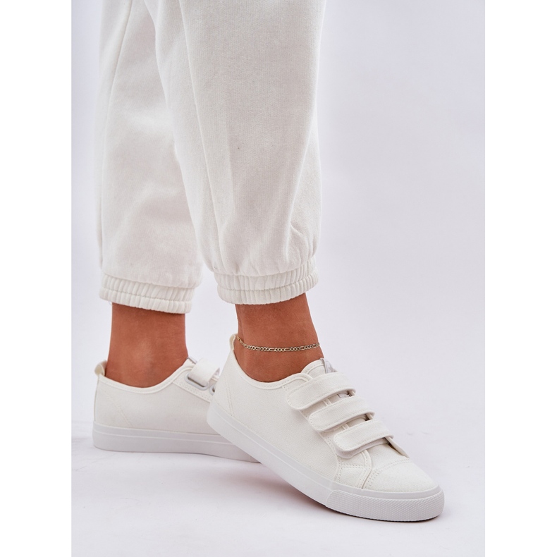 Tênis jovens com baixo teor de velcro branco 2 Tênis jovens com baixo teor de velcro branco 2