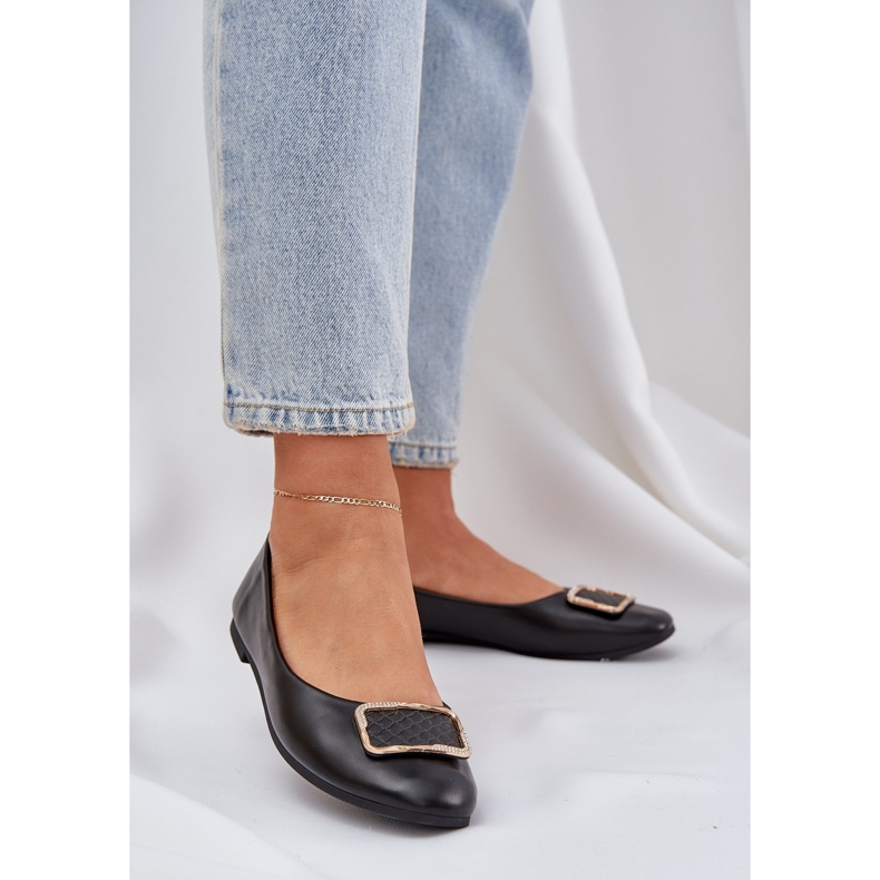 Ballerinas de couro ECO com uma decoração preta preto 2