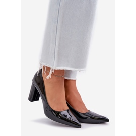 Bombas pintadas nos saltos do bar preto 1