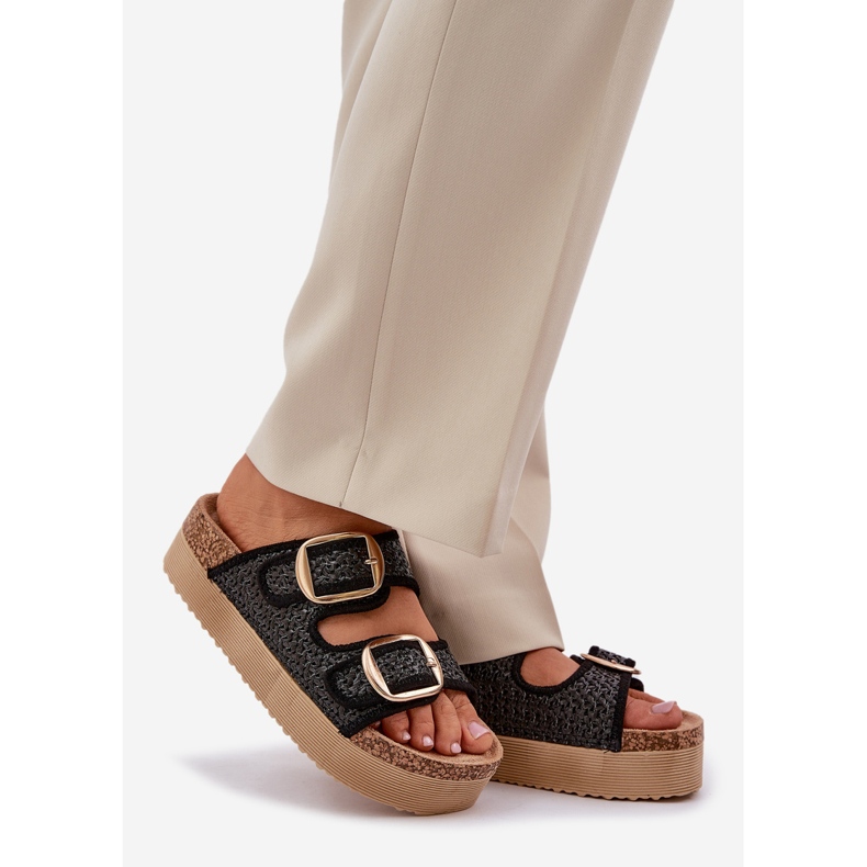 Chinelos com trança e fivelas na enorme plataforma preta preto 1