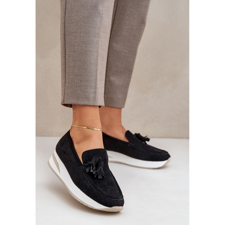 Mocassins em uma delicada cunha ecológica preto 2